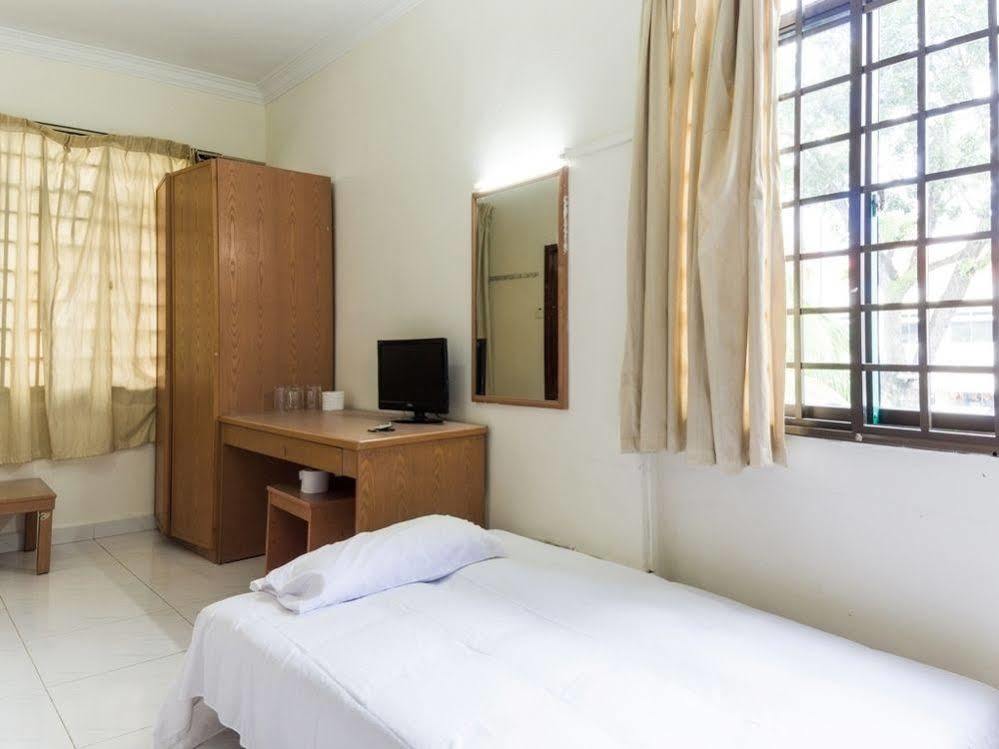Reddoorz Near Aljunied Mrt Ξενοδοχείο Σιγκαπούρη Εξωτερικό φωτογραφία