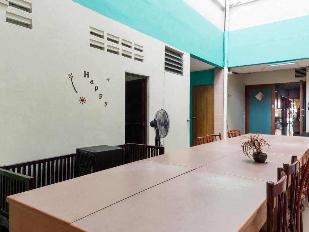 Reddoorz Near Aljunied Mrt Ξενοδοχείο Σιγκαπούρη Εξωτερικό φωτογραφία